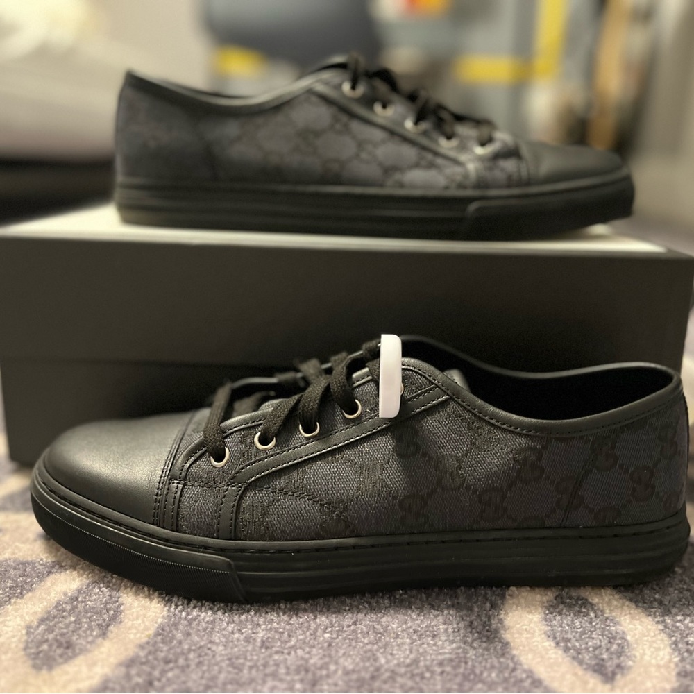 Mens Gucci common gg shoe